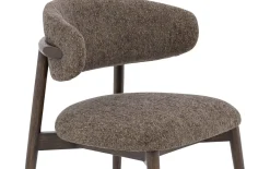 Stoel Diede met massief houten frame