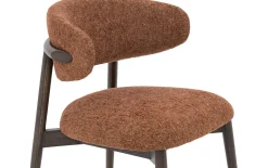 Stoel Diede met massief houten frame